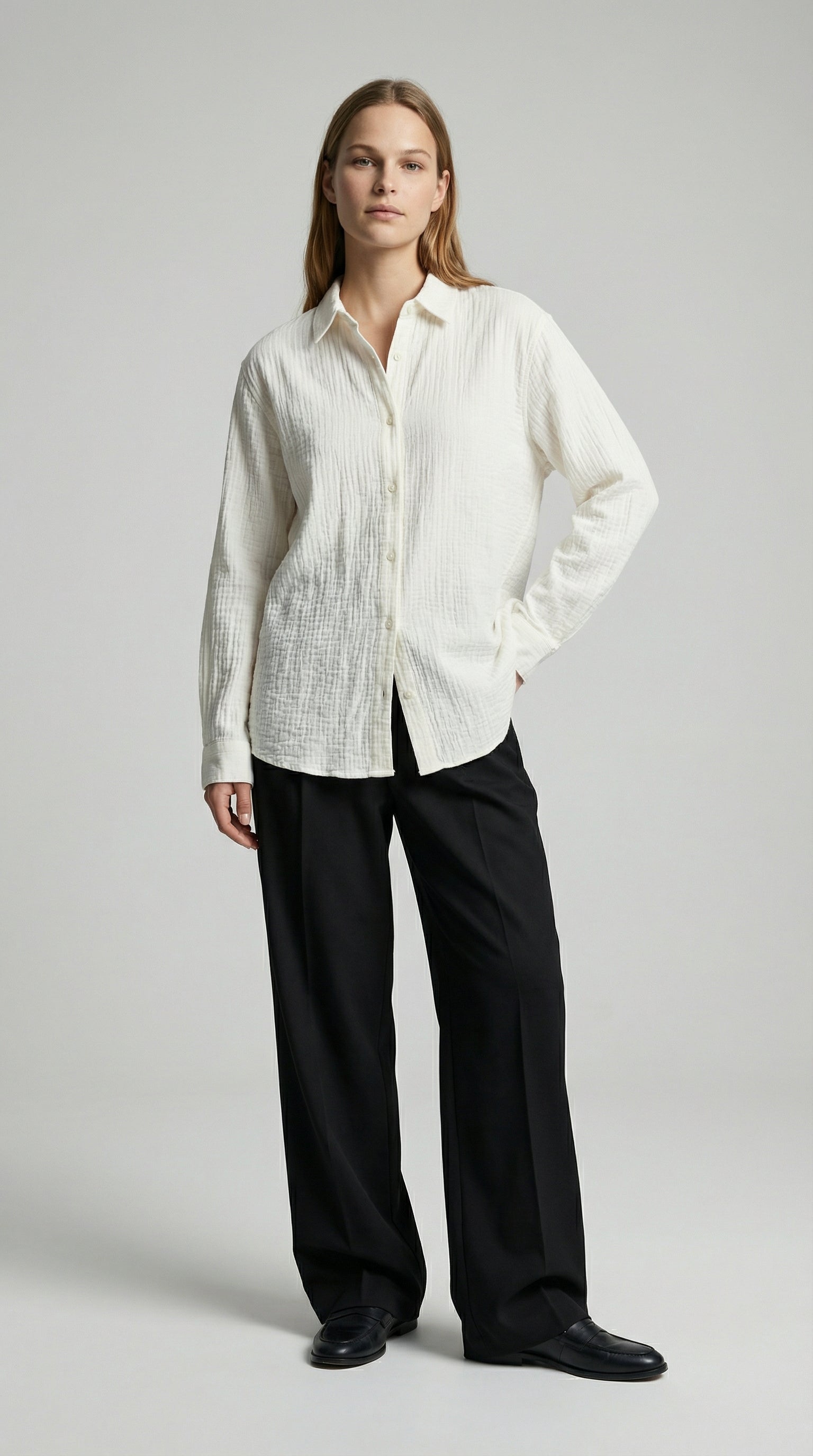 Сорочка ‘CLASSY’ з повітряної тканини, БІЛА